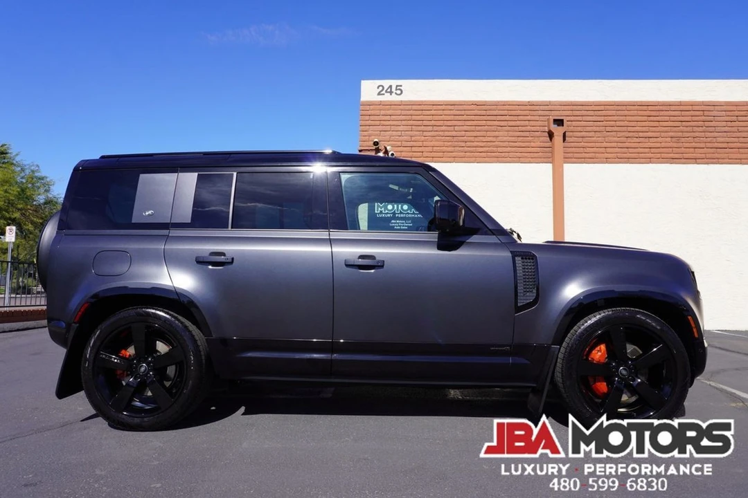2023 Land Rover Defender L663 - Image 10 of 12