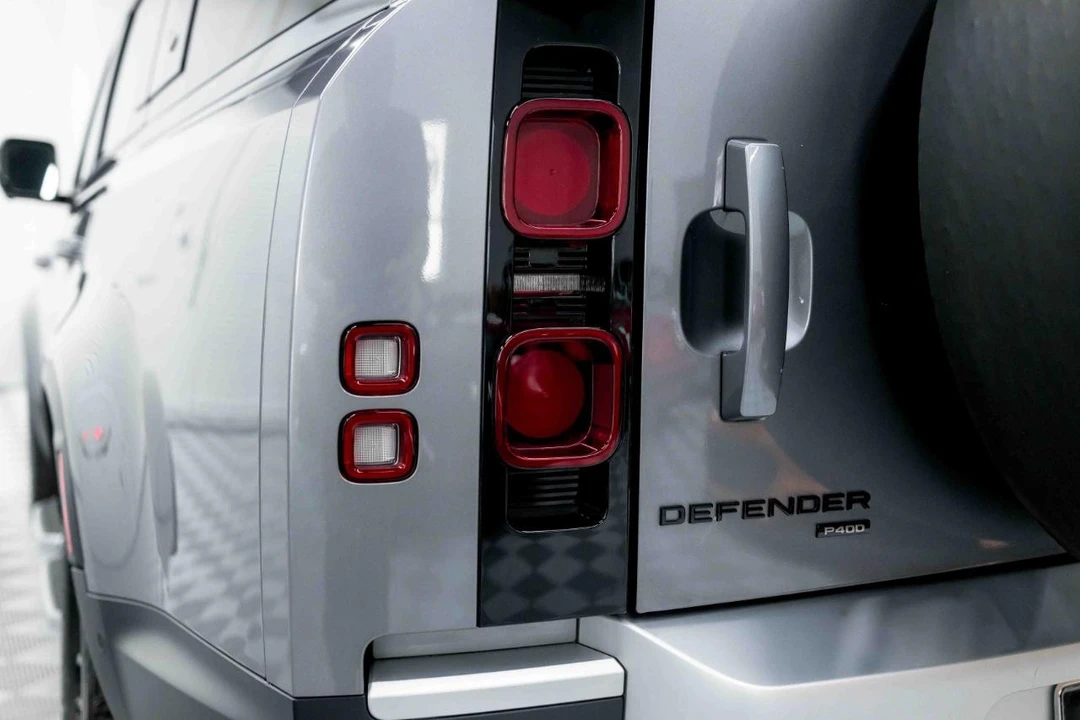 2023 Land Rover Defender L663 - Image 31 of 31