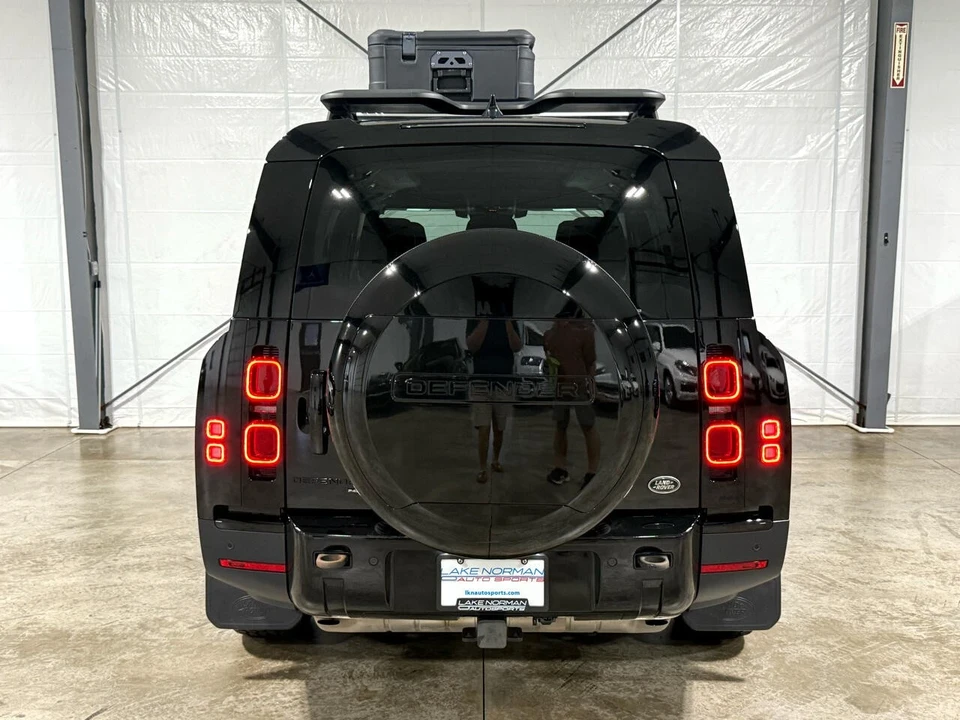 2023 Land Rover Defender L663 - Image 9 of 21