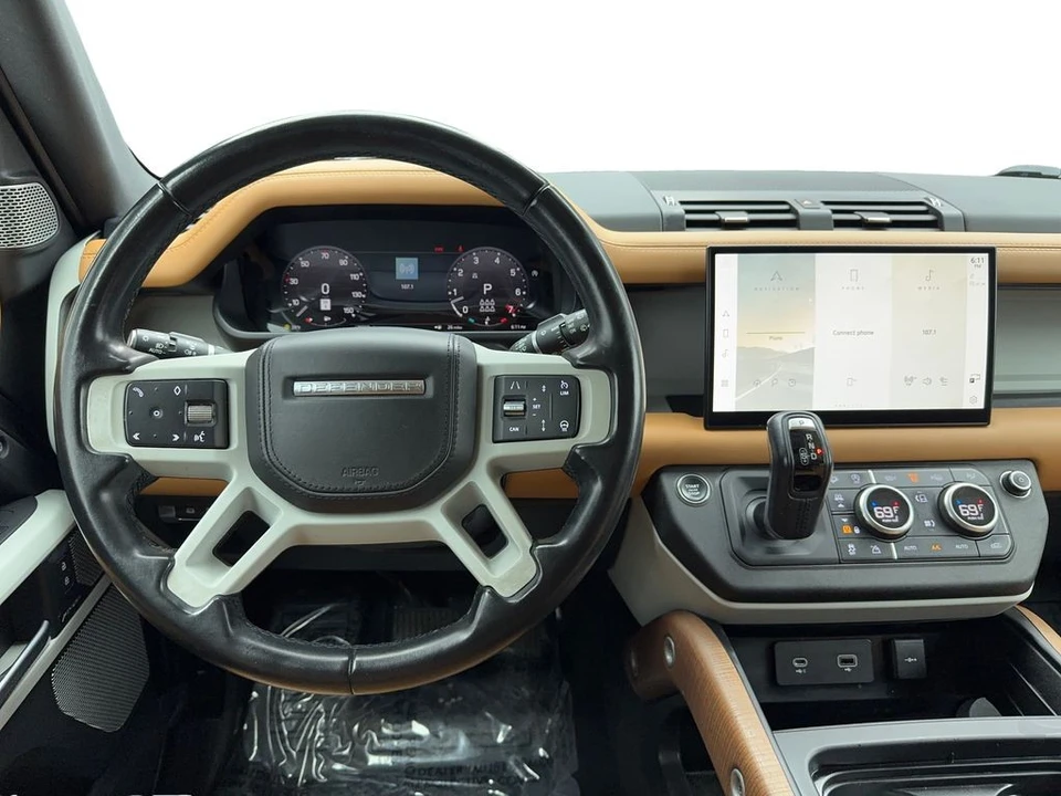 2023 Land Rover Defender L663 - Image 16 of 21