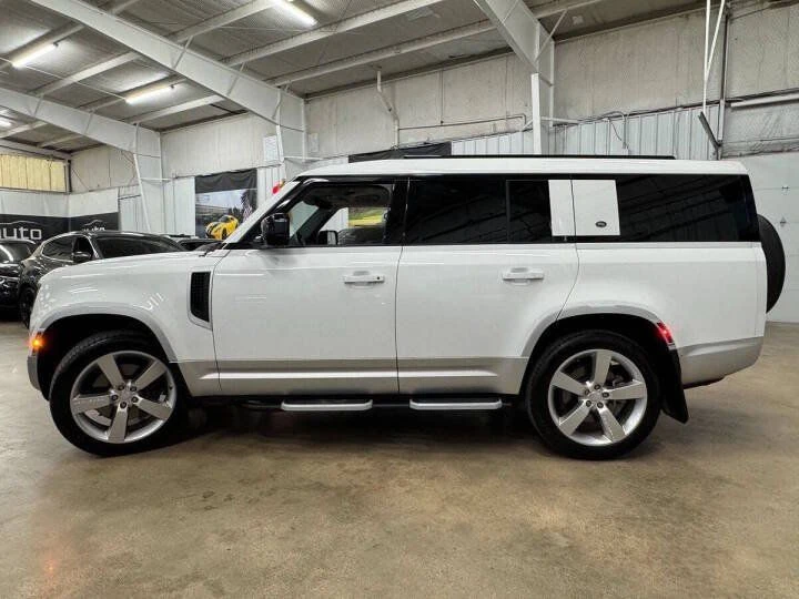 2023 Land Rover Defender L663 - Image 3 of 16