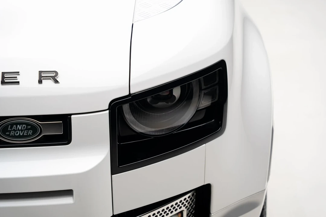 2023 Land Rover Defender L663 - Image 10 of 12
