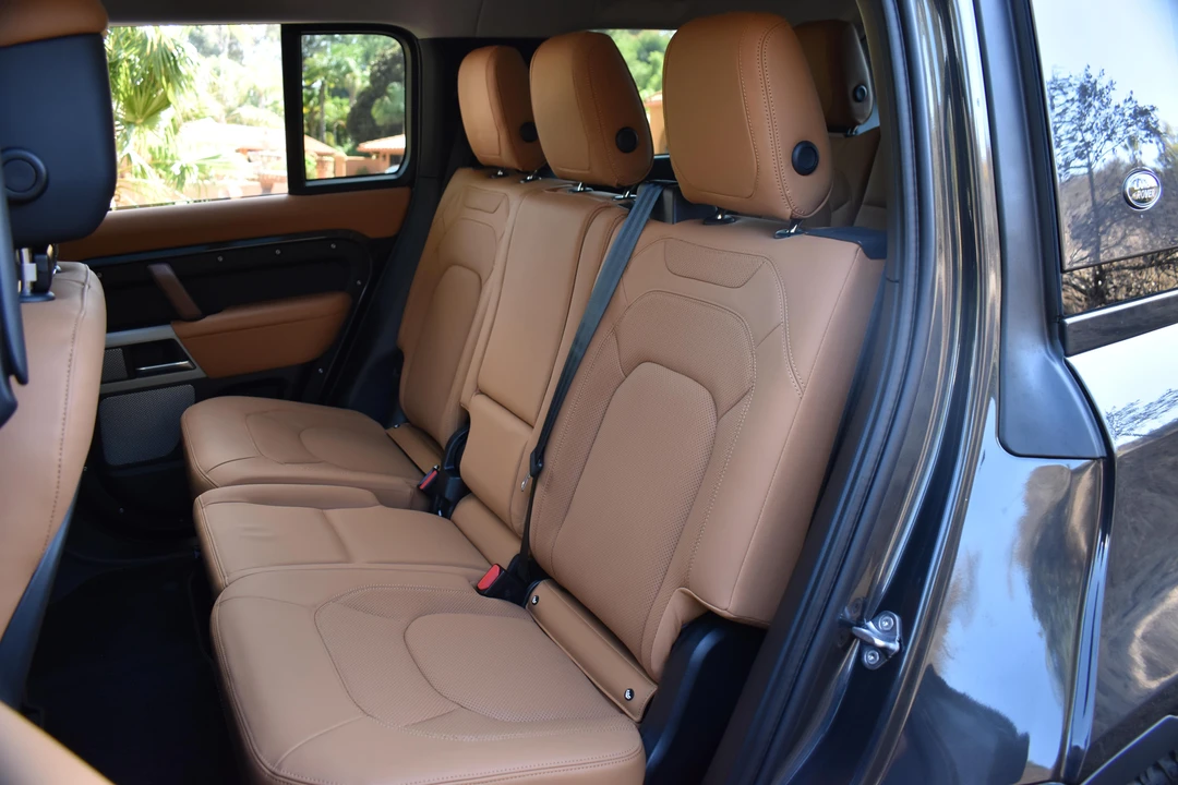 2023 Land Rover Defender L663 - Image 12 of 13