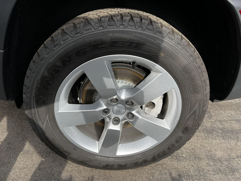2023 Land Rover Defender L663 - Image 7 of 13