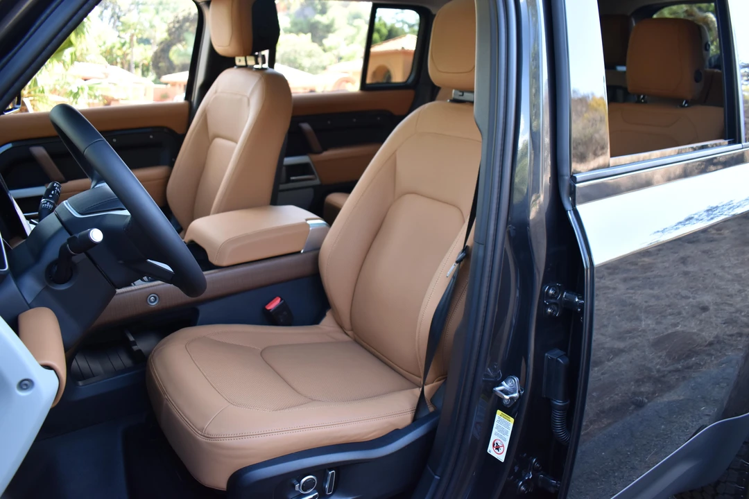 2023 Land Rover Defender L663 - Image 11 of 13