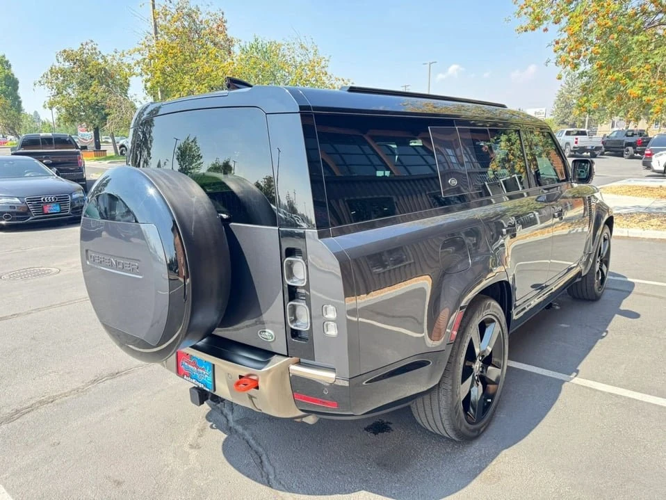2023 Land Rover Defender L663 - Image 19 of 20