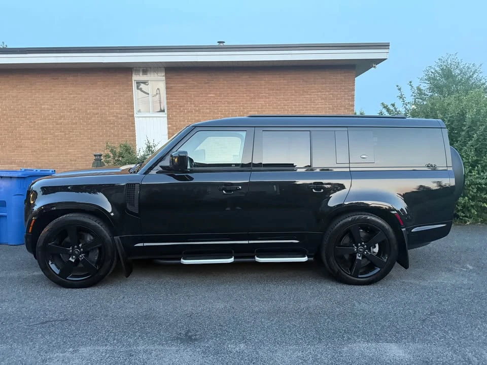 2023 Land Rover Defender L663 - Image 2 of 5