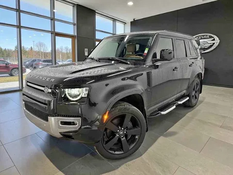 2023 Land Rover Defender 130 P400 SE