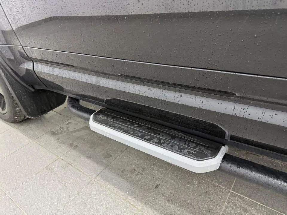 2023 Land Rover Defender L663 - Image 8 of 10