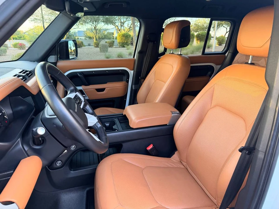2023 Land Rover Defender 130 - Image 11 of 20
