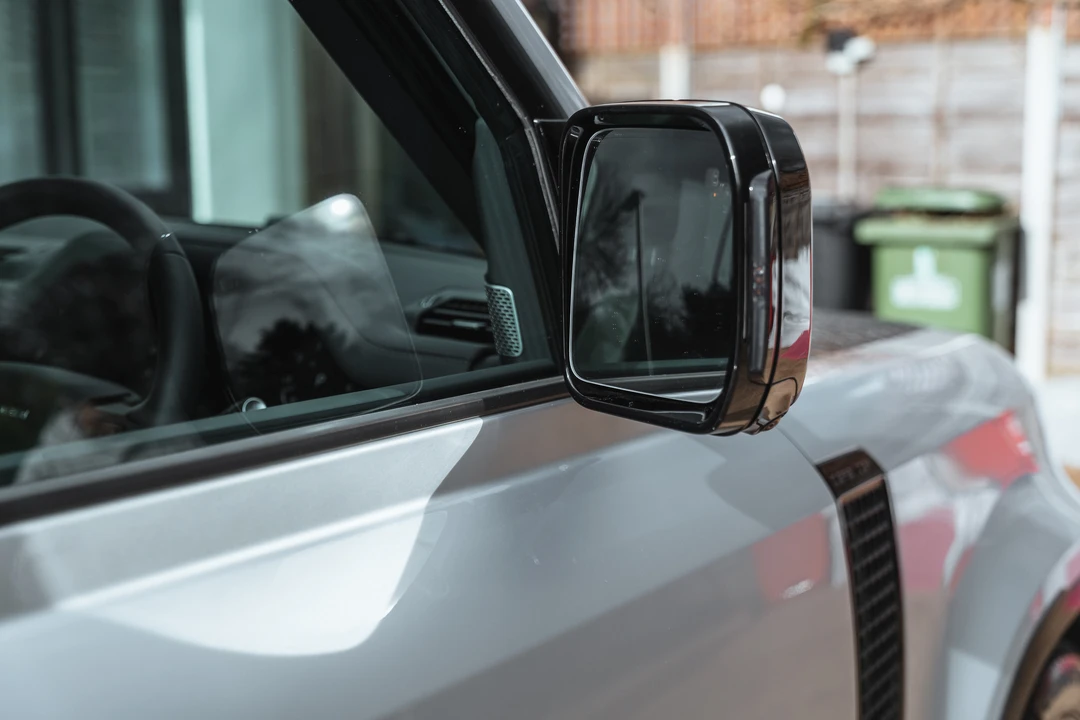 2020 Land Rover Defender 130 - Image 31 of 31