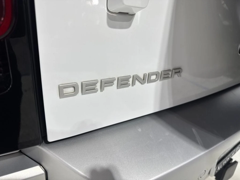 2023 Land Rover Defender L663 - Image 21 of 21