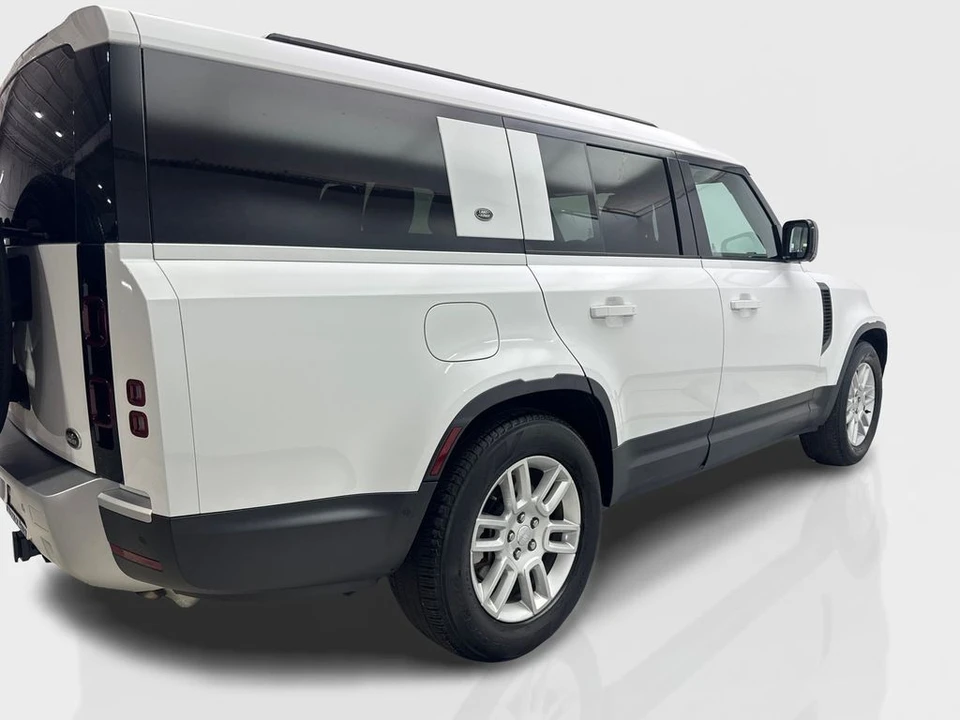2023 Land Rover Defender L663 - Image 13 of 21