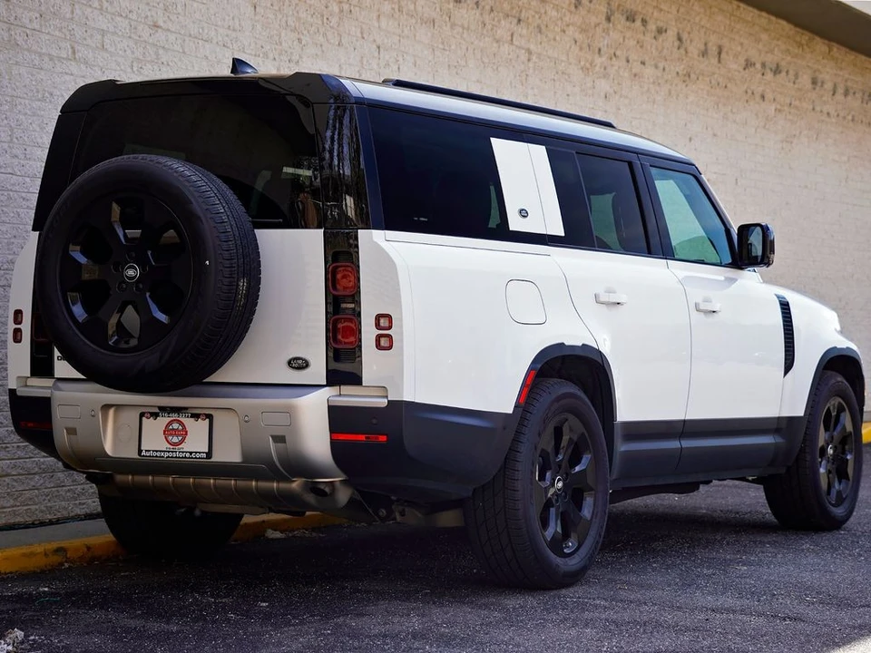 2023 Land Rover Defender L663 - Image 7 of 12