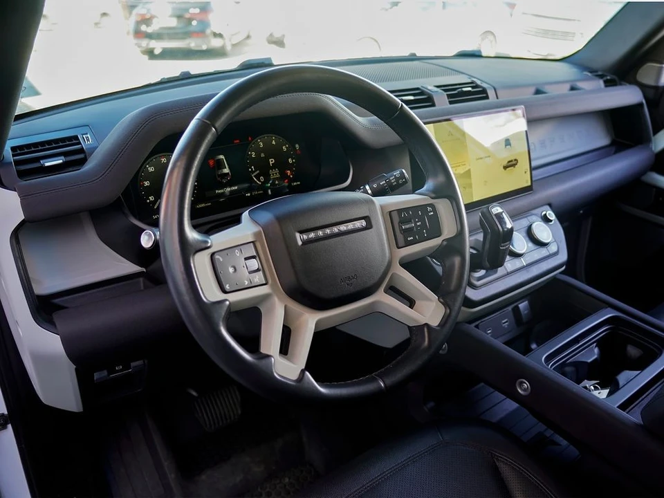 2023 Land Rover Defender L663 - Image 2 of 30