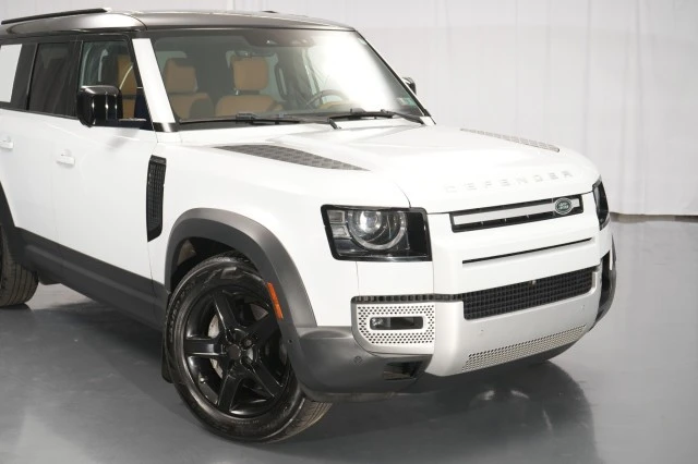 2023 Land Rover Defender L663 - Image 14 of 21