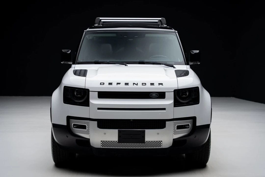2023 Land Rover Defender L663 - Image 7 of 12