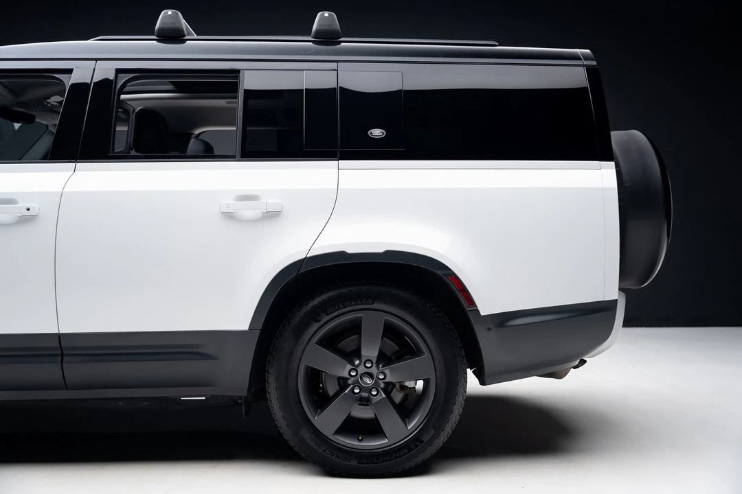 2023 Land Rover Defender L663 - Image 21 of 21