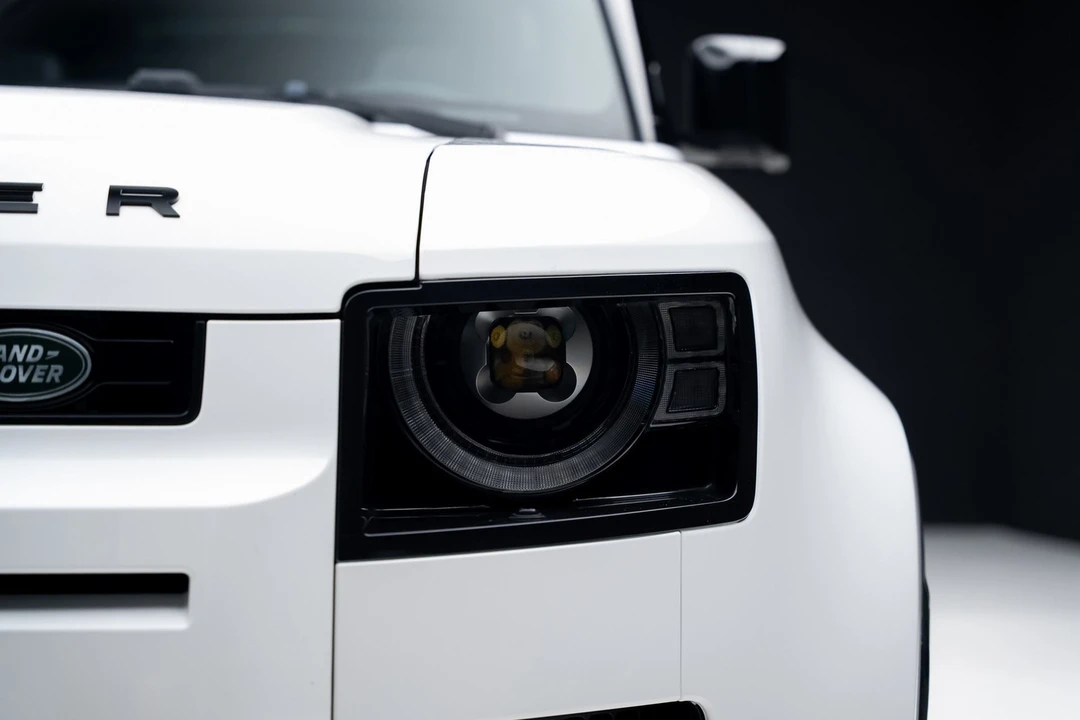 2023 Land Rover Defender L663 - Image 10 of 12