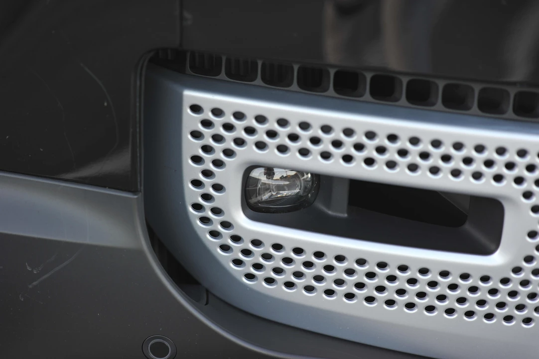 2023 Land Rover Defender L663 - Image 22 of 31