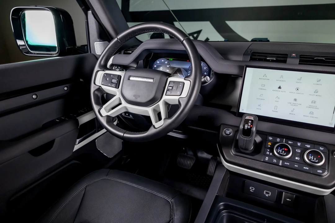 2023 Land Rover Defender L663 - Image 7 of 21
