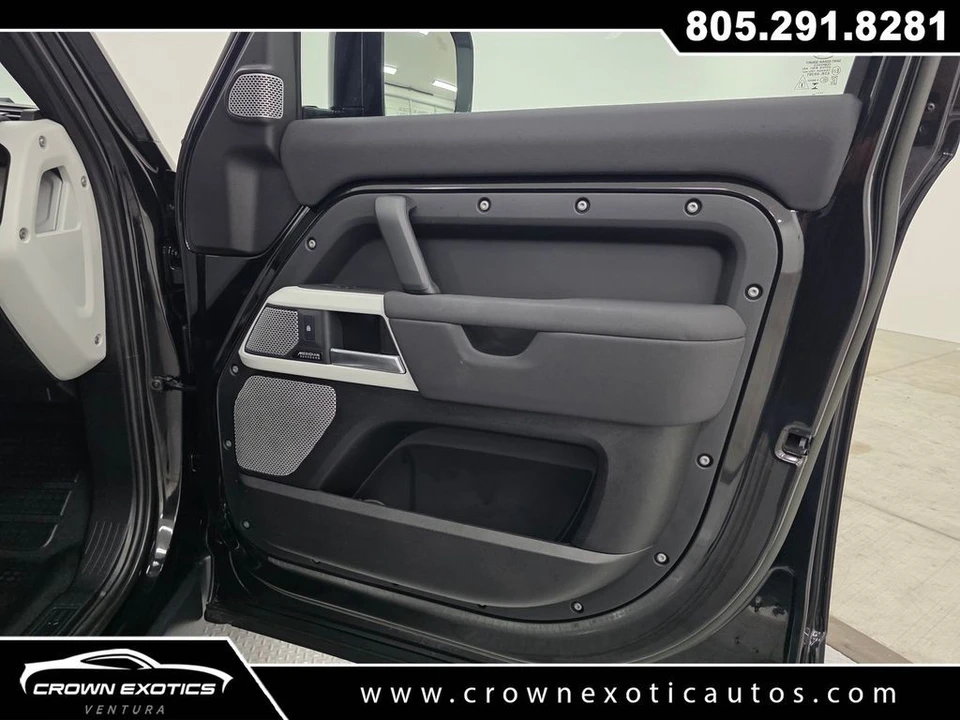 2023 Land Rover Defender L663 - Image 10 of 31