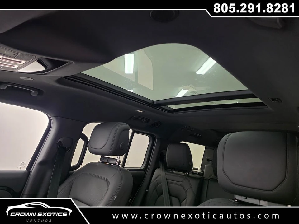2023 Land Rover Defender L663 - Image 28 of 31