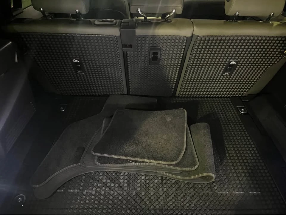 2023 Land Rover Defender L663 - Image 9 of 9