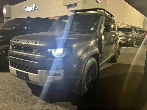 2023 Land Rover Defender 130 SE Sport Utility 4D