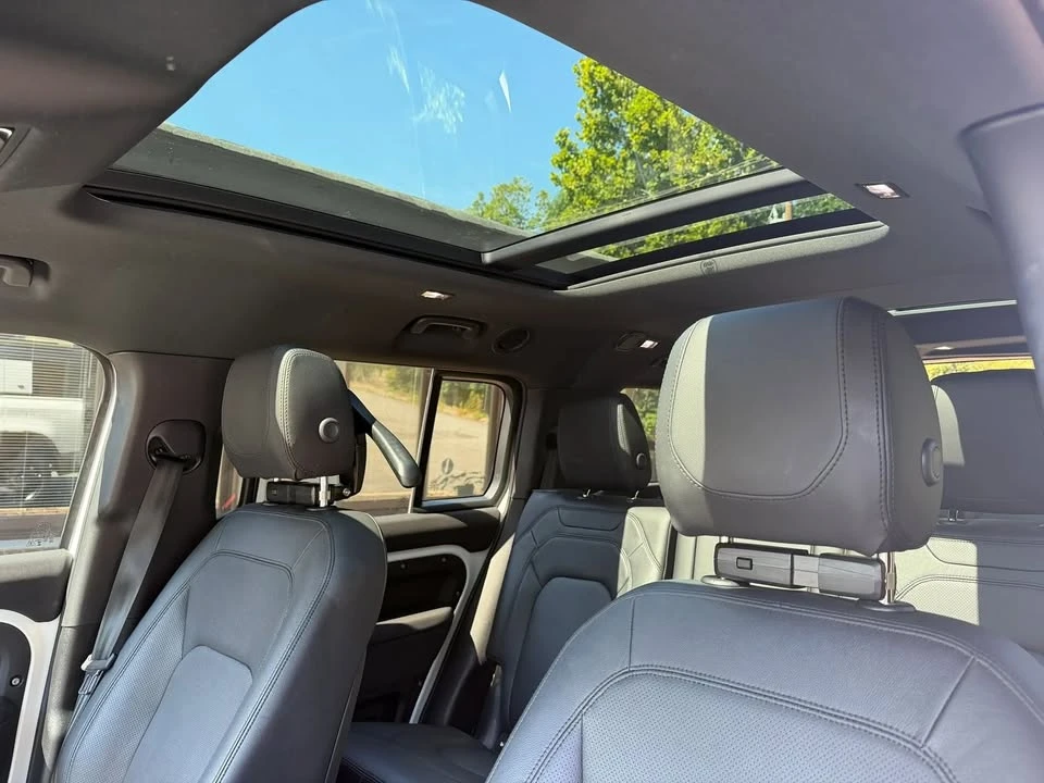 2023 Land Rover Defender L663 - Image 9 of 19