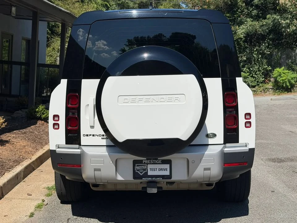 2023 Land Rover Defender L663 - Image 12 of 19
