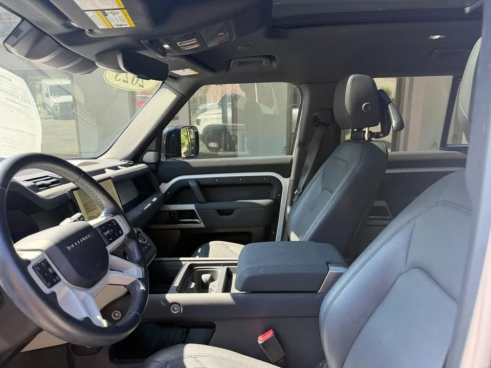 2023 Land Rover Defender L663 - Image 7 of 19