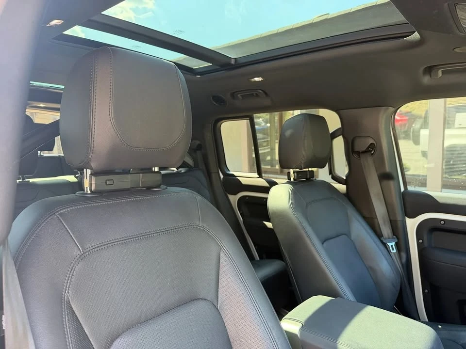 2023 Land Rover Defender L663 - Image 15 of 19