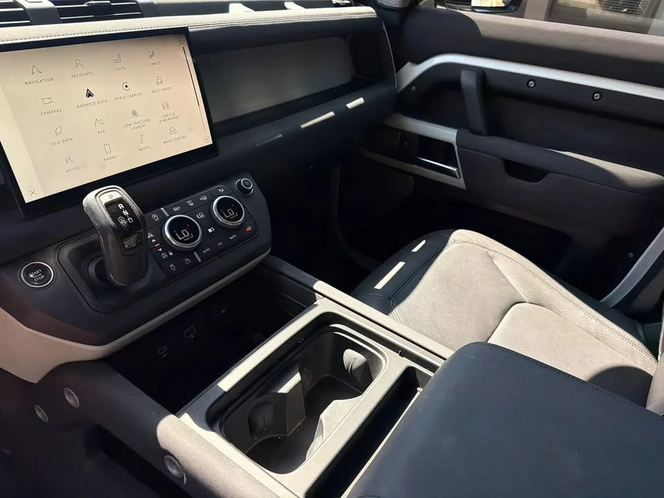2023 Land Rover Defender L663 - Image 8 of 19
