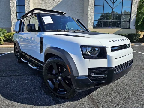 2023 Land Rover Defender 130 X-Dynamic SE 4X4