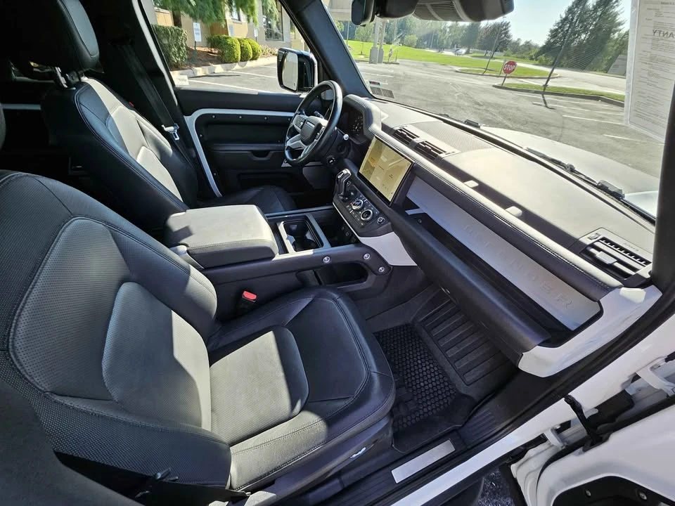 2023 Land Rover Defender L663 - Image 14 of 20