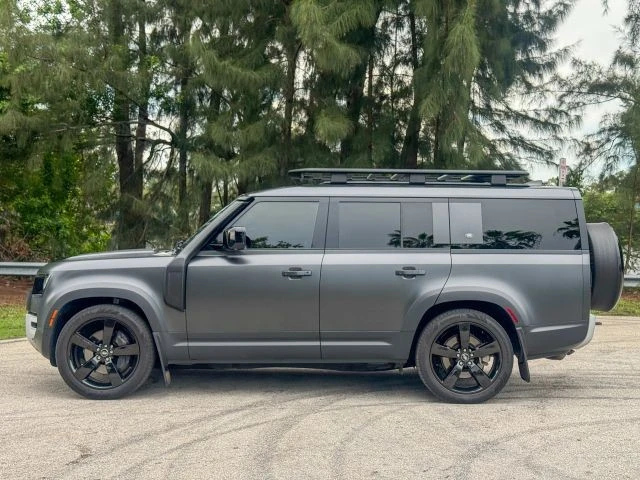 2023 Land Rover Defender L663 - Image 3 of 12