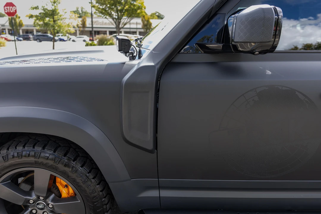 2023 Land Rover Defender L663 - Image 27 of 31