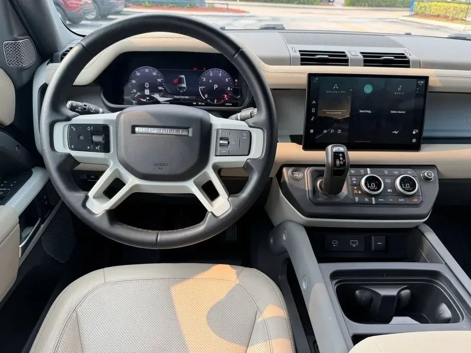 2023 Land Rover Defender L663 - Image 15 of 20