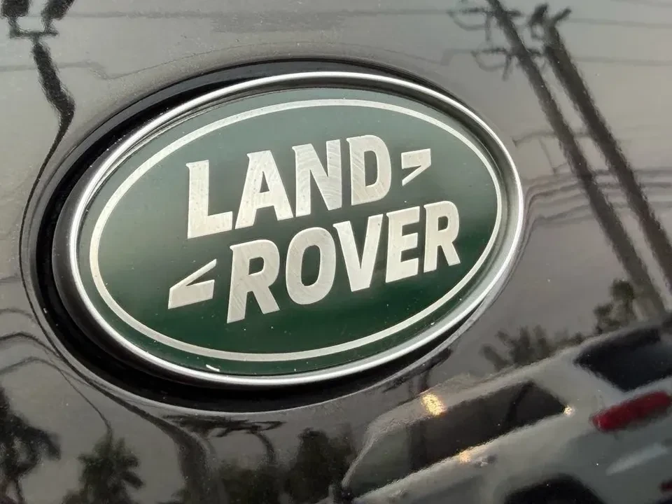 2023 Land Rover Defender L663 - Image 9 of 20