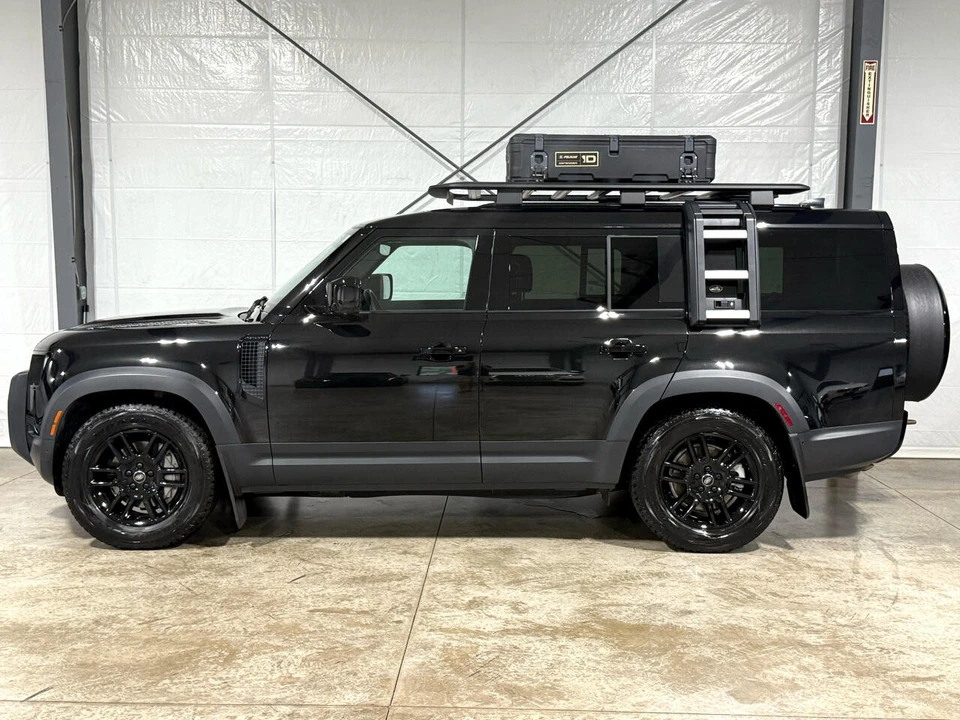 2023 Land Rover Defender L663 - Image 2 of 21