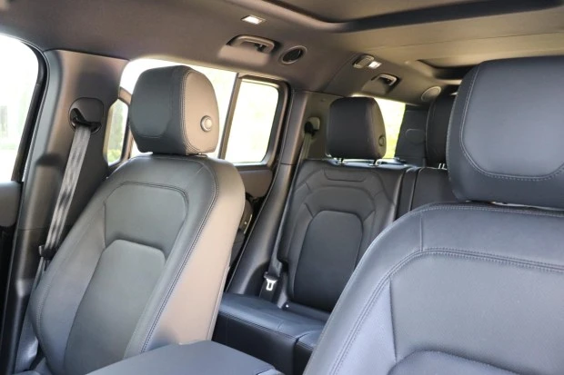 2023 Land Rover Defender L663 - Image 4 of 8