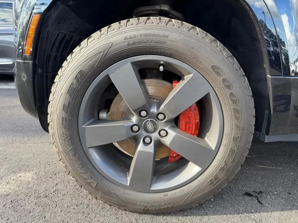 2023 Land Rover Defender L663 - Image 13 of 18