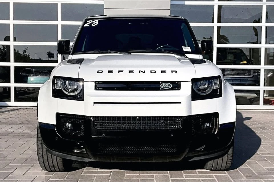 2023 Land Rover Defender L663 - Image 2 of 18