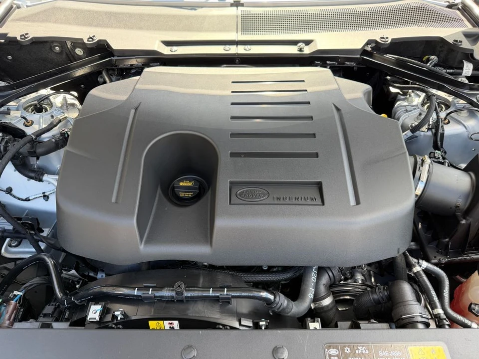 2023 Land Rover Defender L663 - Image 11 of 21