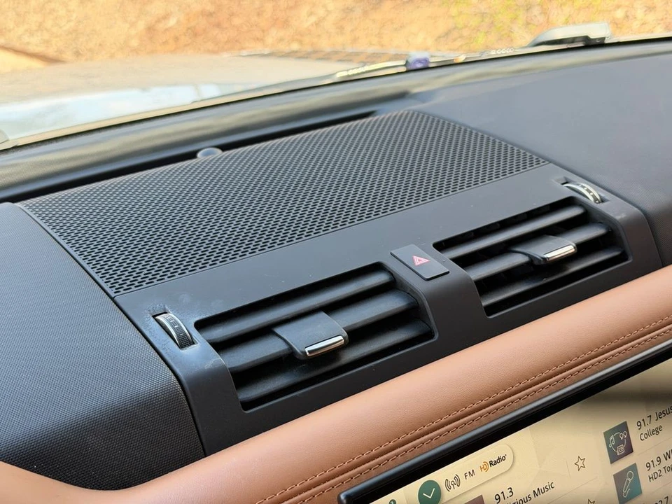2023 Land Rover Defender L663 - Image 20 of 21