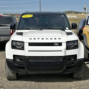 2023 Land Rover Defender 130 X-Dynamic SE Sport Utility 4D