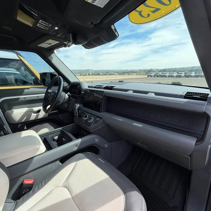 2023 Land Rover Defender L663 - Image 14 of 15