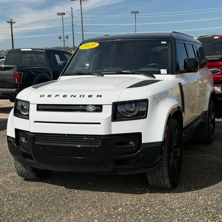 2023 Land Rover Defender L663 - Image 2 of 15