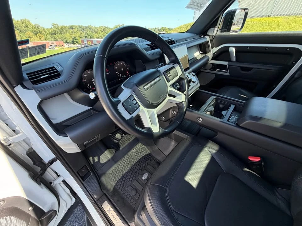 2023 Land Rover Defender L663 - Image 14 of 20